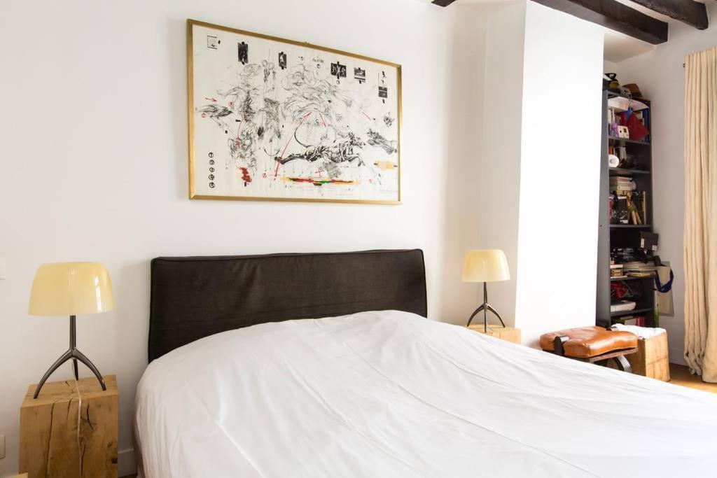 Small Triplex * Parijs