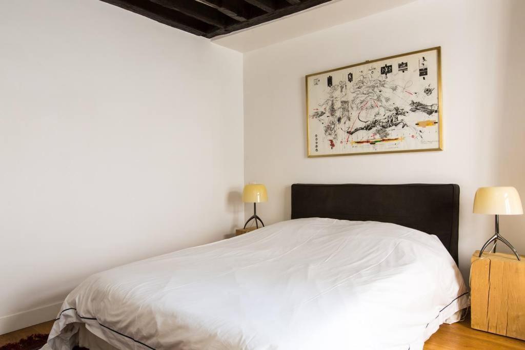 Small Triplex Appartement Parijs